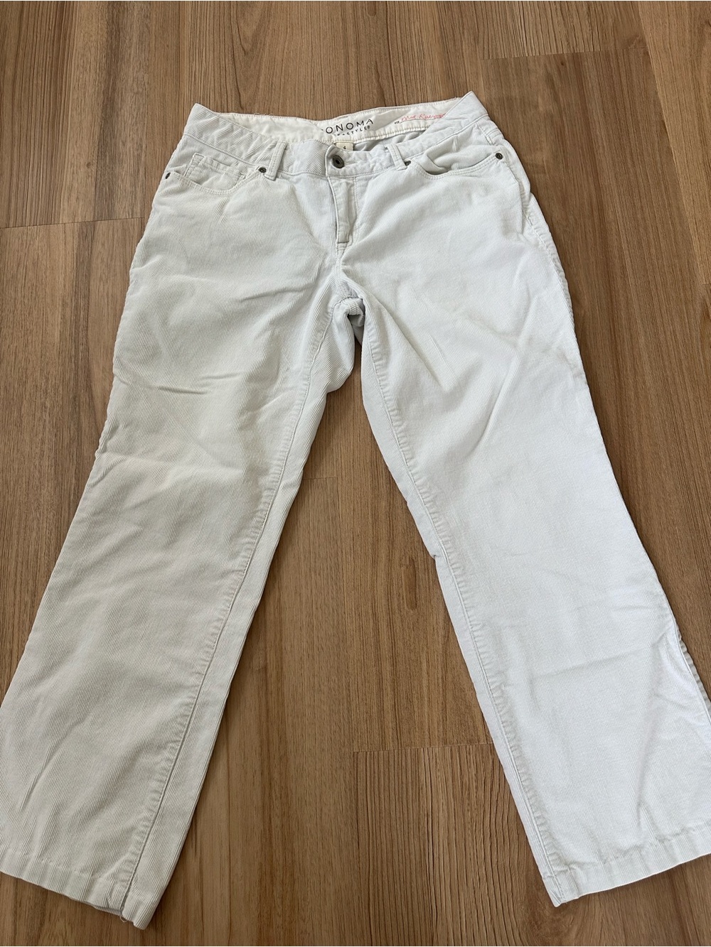Light Cream capris - Picture 2 of 3